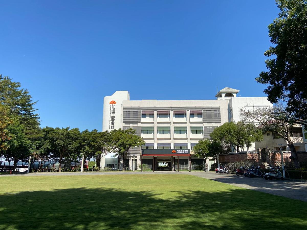Zhi Da Craft Service Guest House Caotun Exterior photo